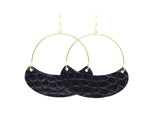 Pebbled Black Saylor Hoops