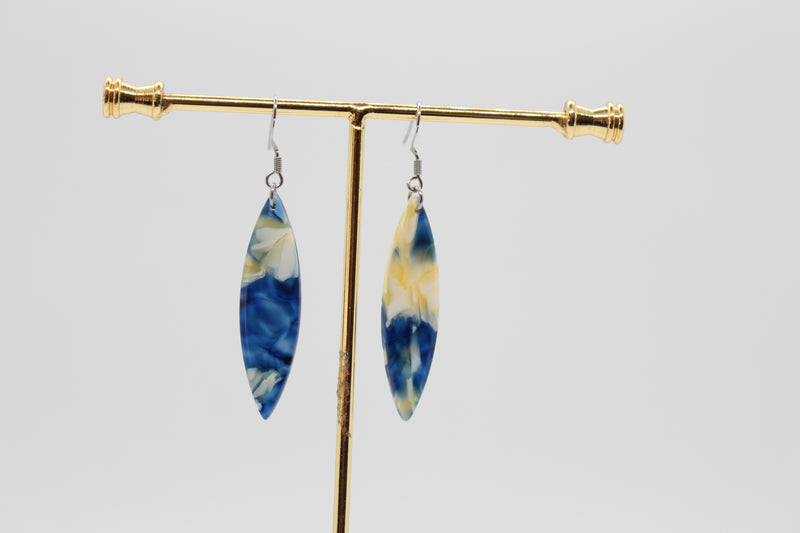 Surf's Up Accent Earrings